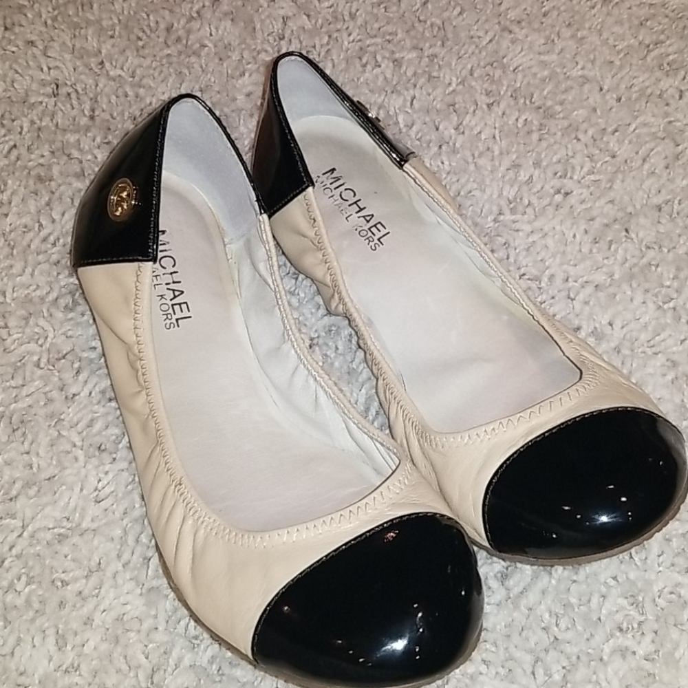 Michael Kors Slip On Shoes Sz 8M